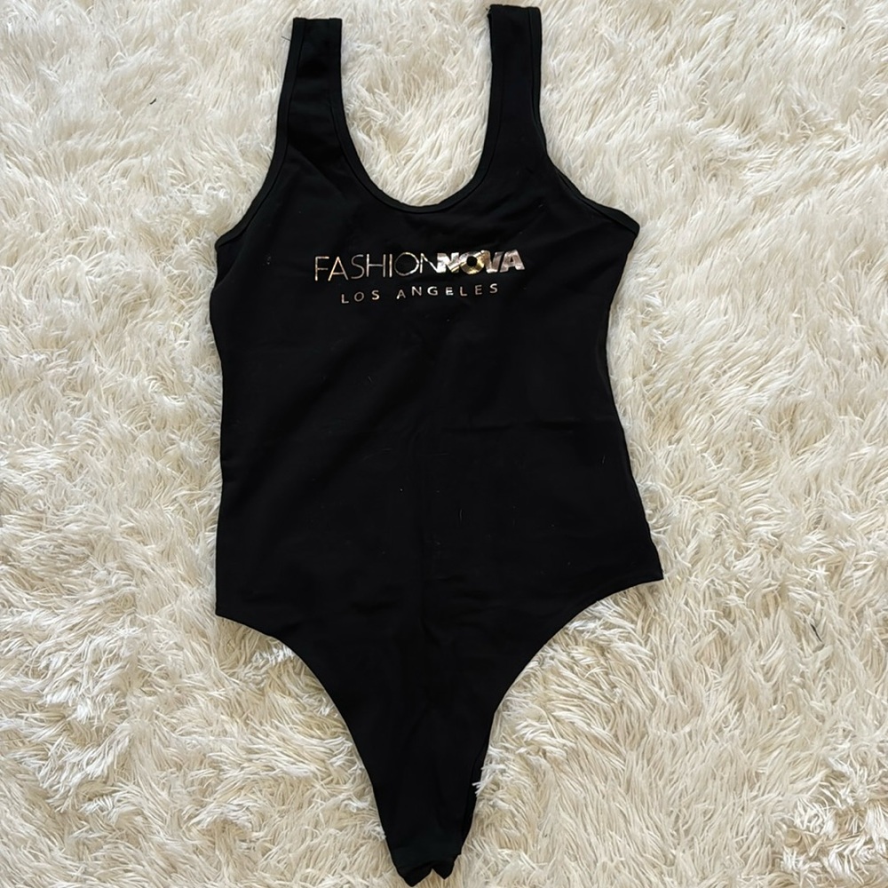 Fashion nova bodysuit